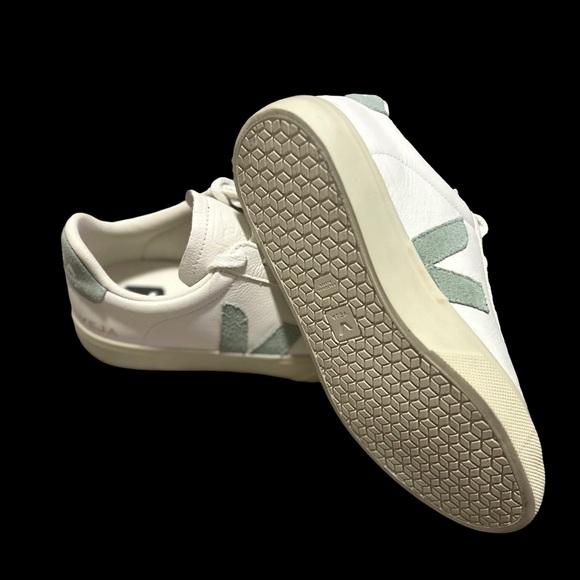 New! Veja White/Matcha Sneakers - Picture 4 of 7